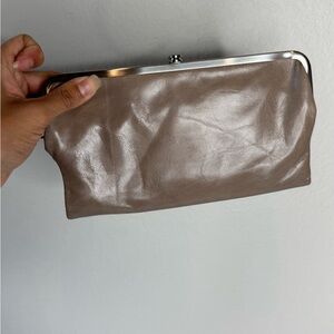 Hobo Lauren Clutch Wallet Taupe Leather Snap Frame Clutch Wallet